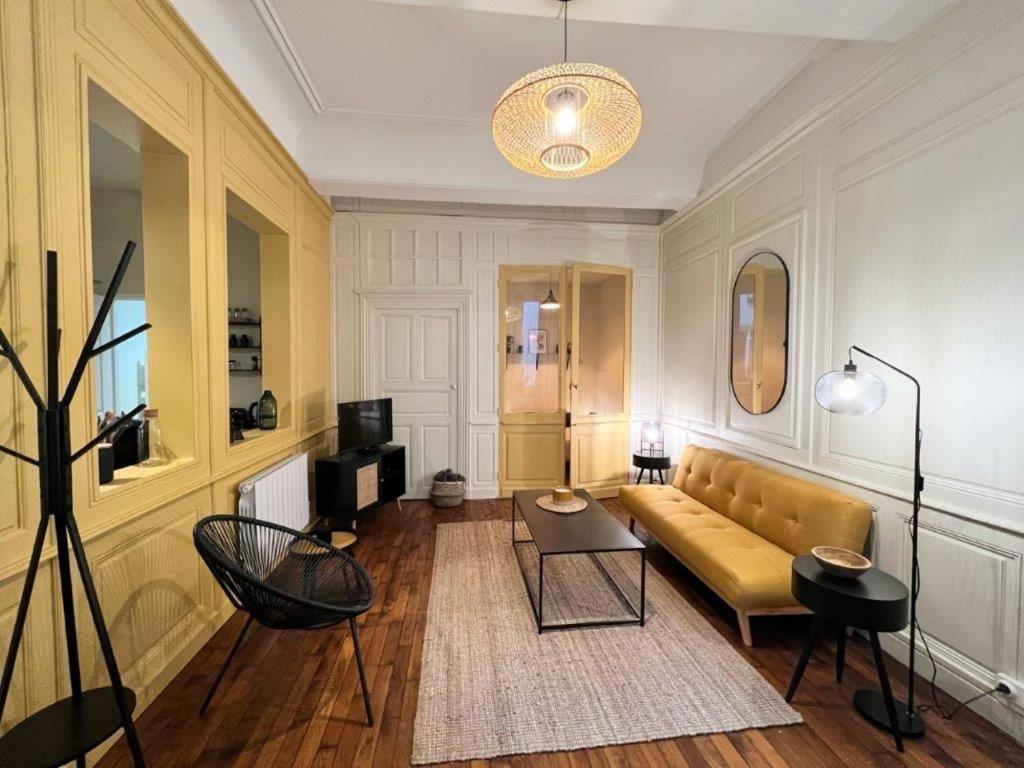 Appartamento Le Boudoir De Clem Chalon sur Saone Esterno foto