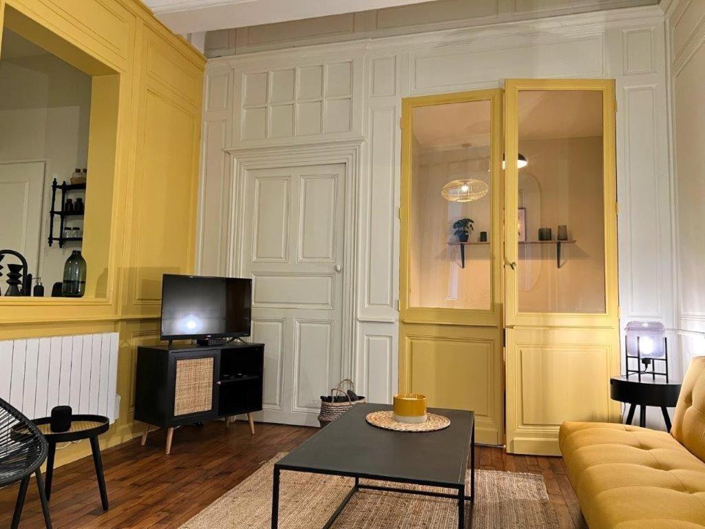 Appartamento Le Boudoir De Clem Chalon sur Saone Esterno foto