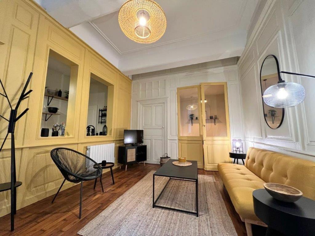 Appartamento Le Boudoir De Clem Chalon sur Saone Esterno foto