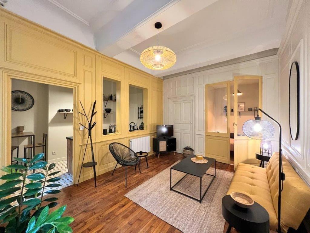 Appartamento Le Boudoir De Clem Chalon sur Saone Esterno foto